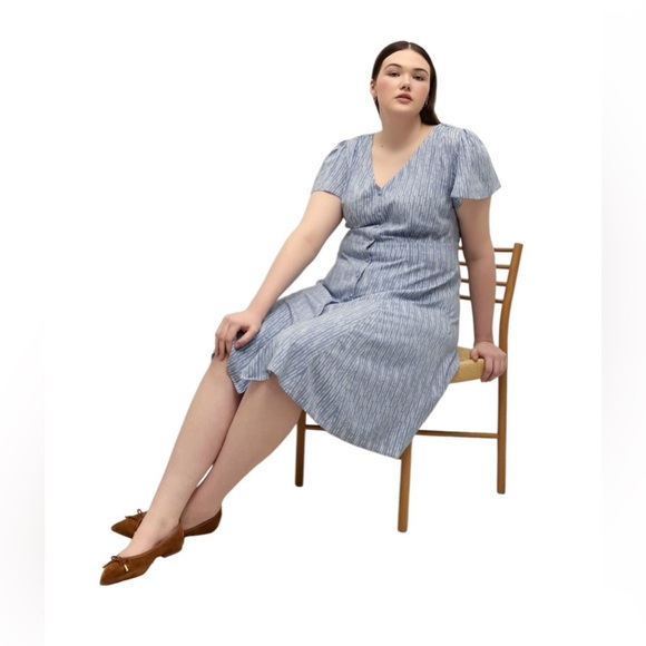 NEW, Penningtons, Printed Dress With Ruffled Sleeves, 20W, Blue, White - Picture 2 of 8